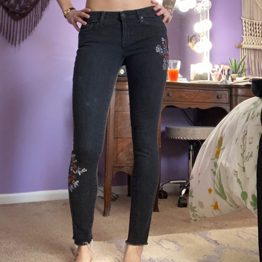🌺🌼 super stretch jeans floral detail 🌼🌺